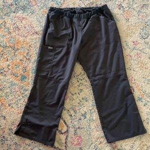 Cherokee Women’s Petite Scrub Pants